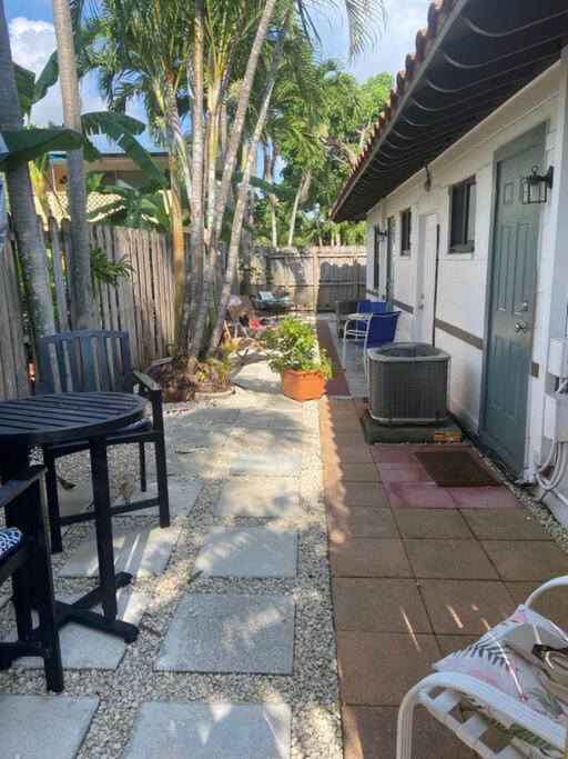 Only Two Blocks To Sand! 1St Floor Beach Hacienda Pompano Beach Zewnętrze zdjęcie